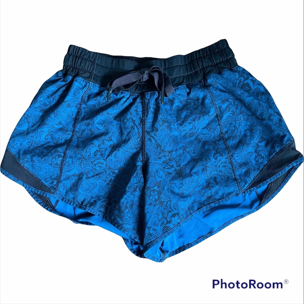 Lululemon Hotty Hot Short (4") Mini Park Lace Multi Black, 4